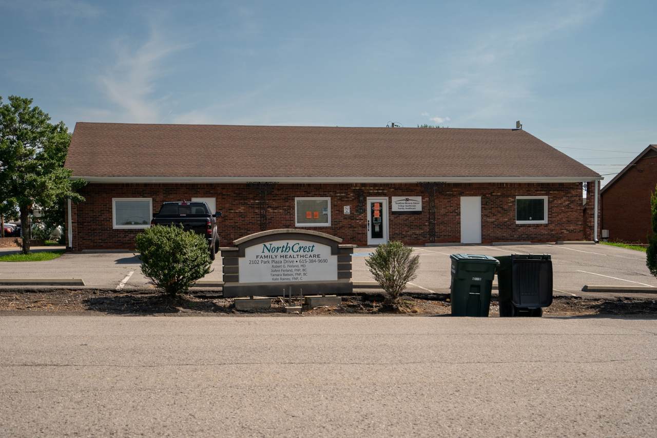 2102 Park Plaza Dr - Photo 1