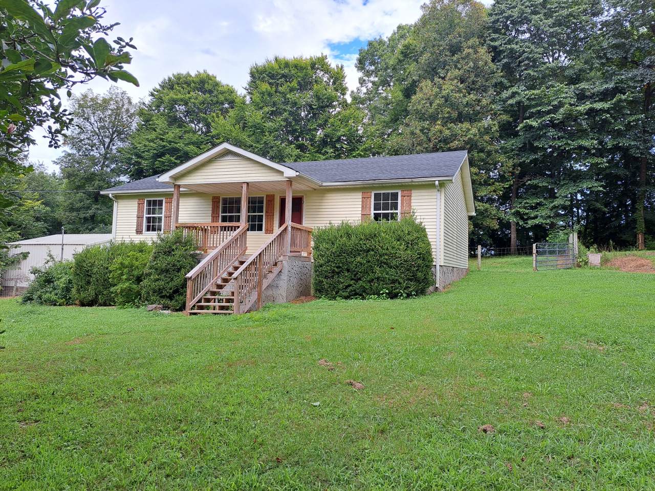 66 Russell Rd - Photo 1