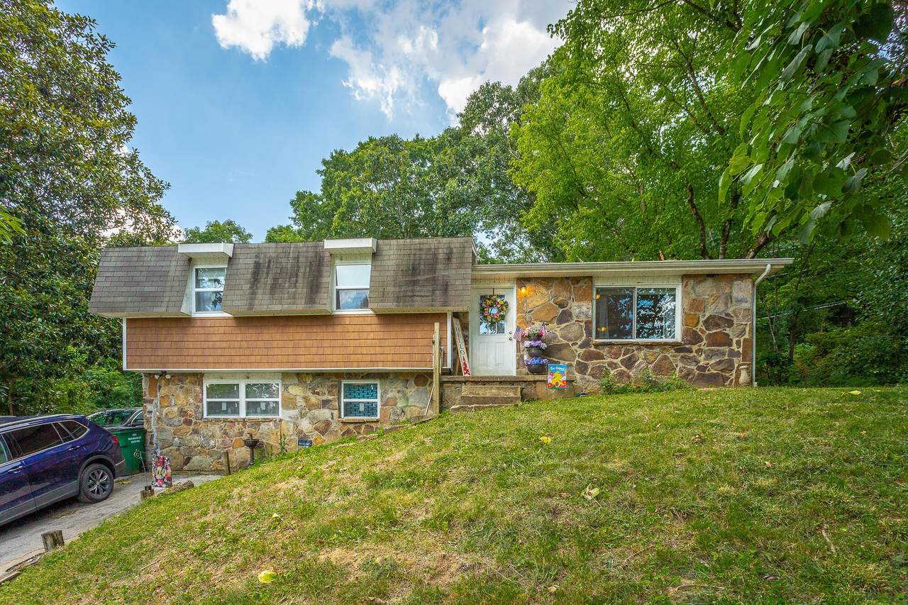 8806 Lake Villa Ln - Photo 1