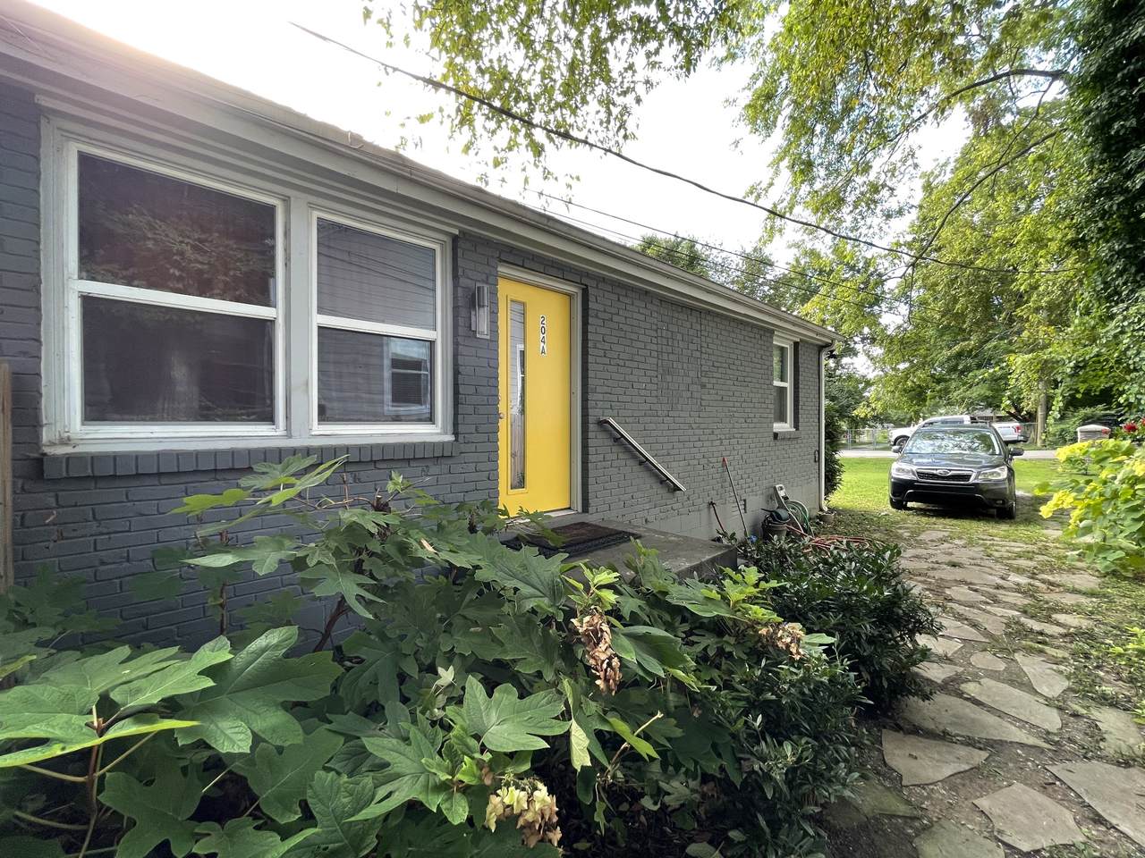 204 Lutie St - Photo 1