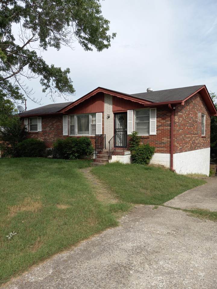 3858 Dubois Dr - Photo 1