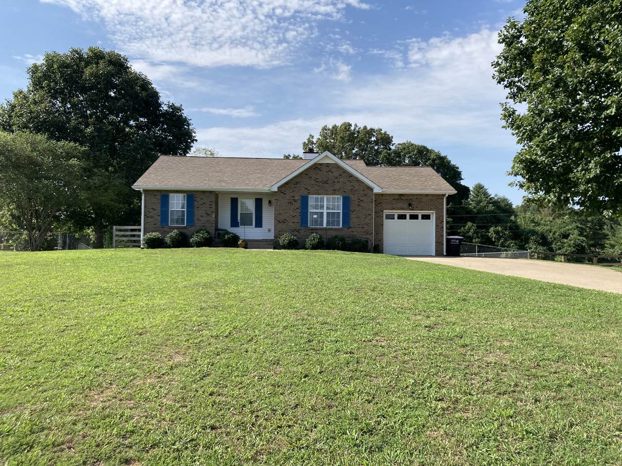 553 Barney Ln - Photo 1