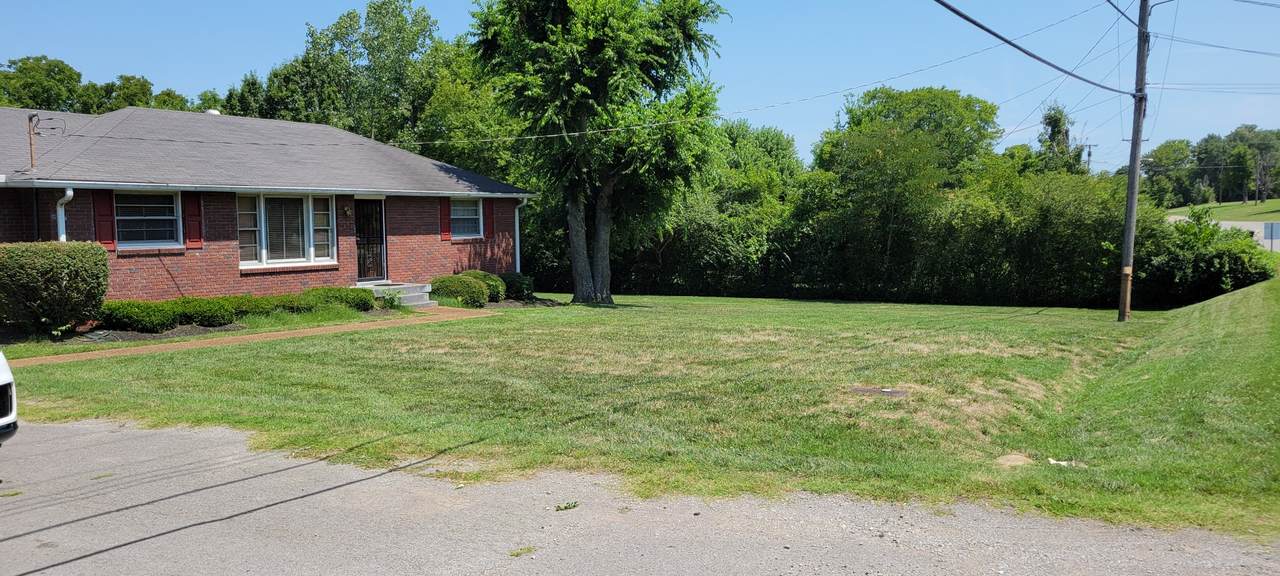 923 N Graycroft Ave - Photo 1