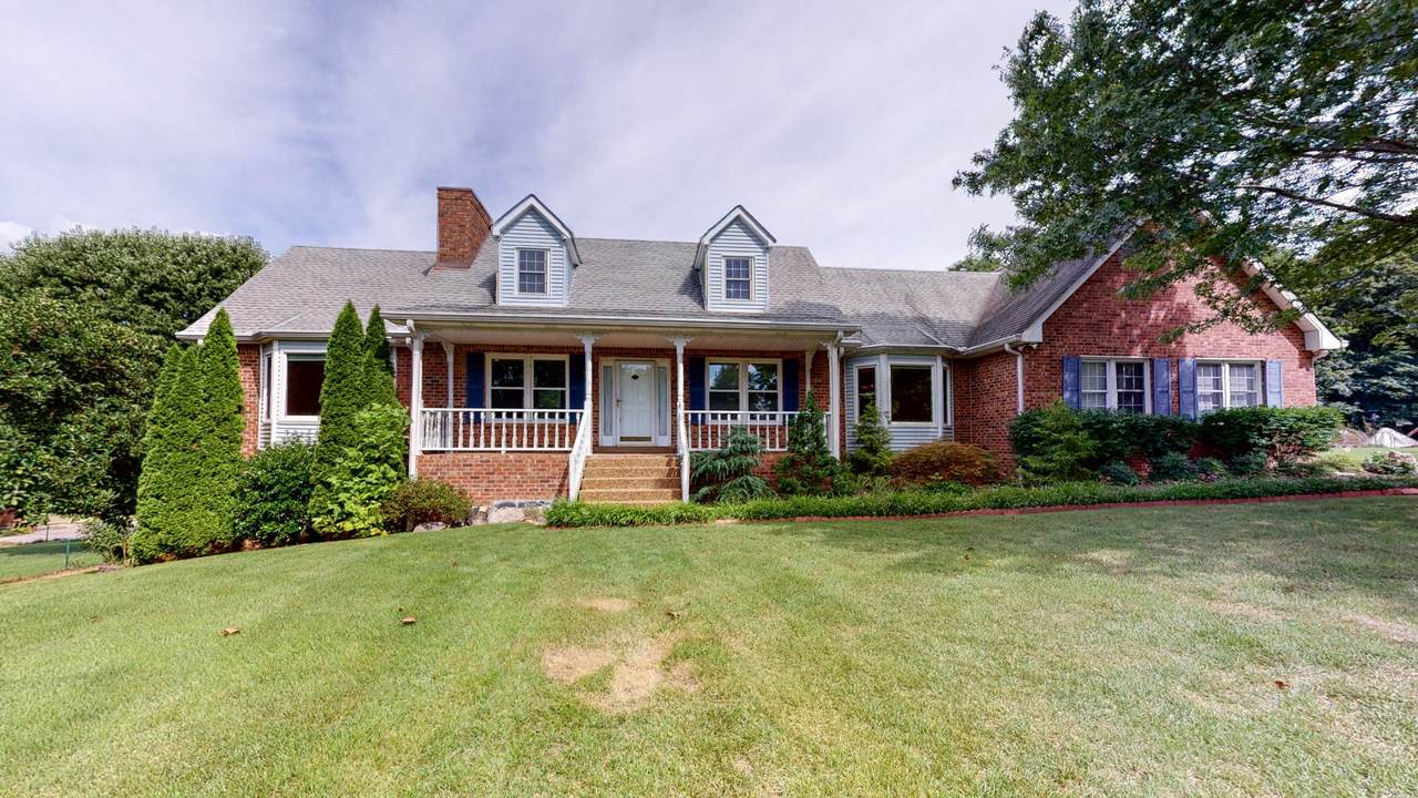 502 Trevino Trl - Photo 1