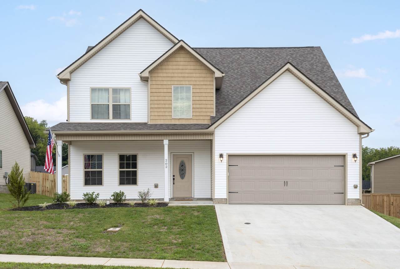 202 Geneva Ln - Photo 1