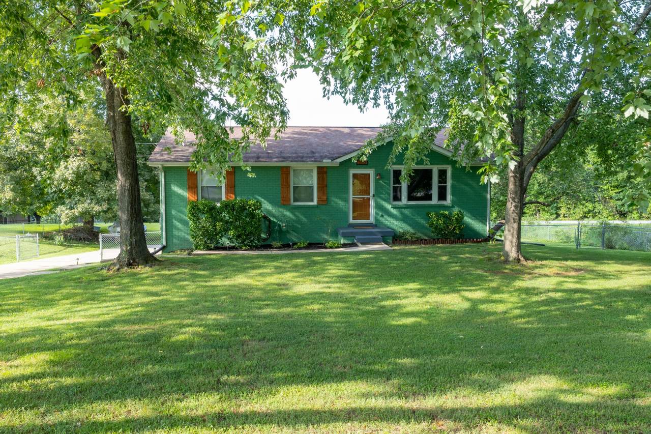 2182 Blakemore Dr - Photo 1