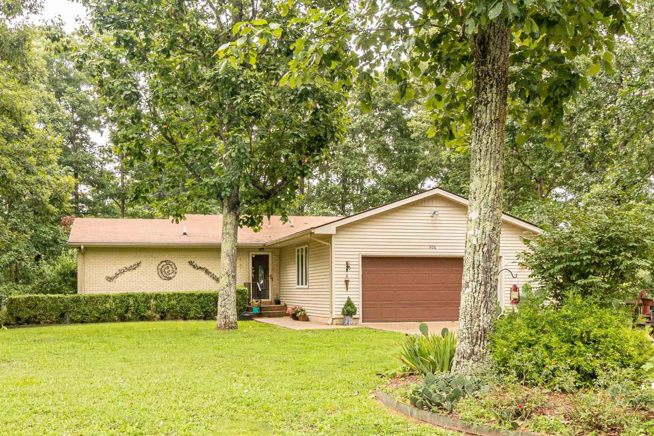 306 Briar Hollow Rd - Photo 1