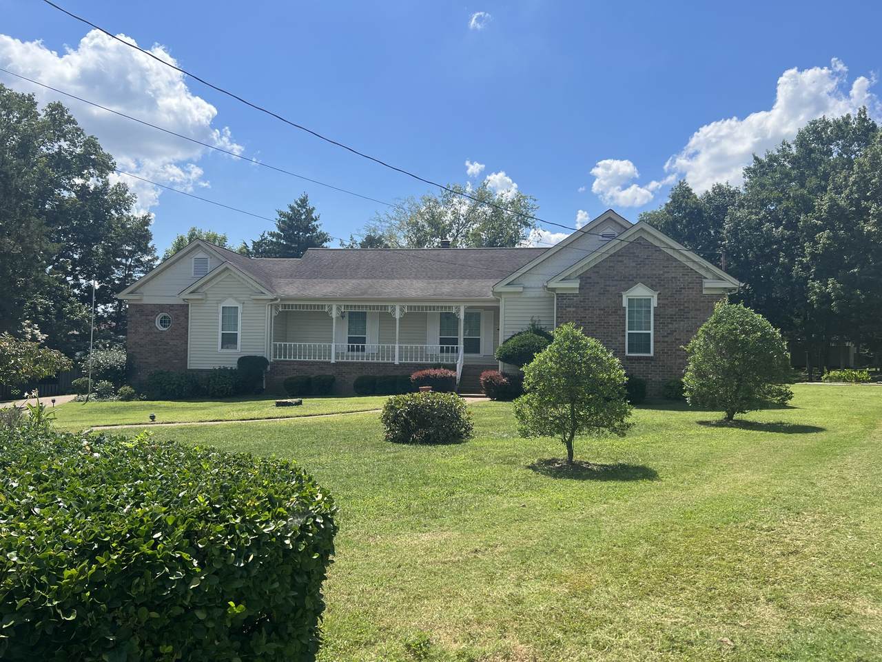 308 Windsor Green Ct - Photo 1