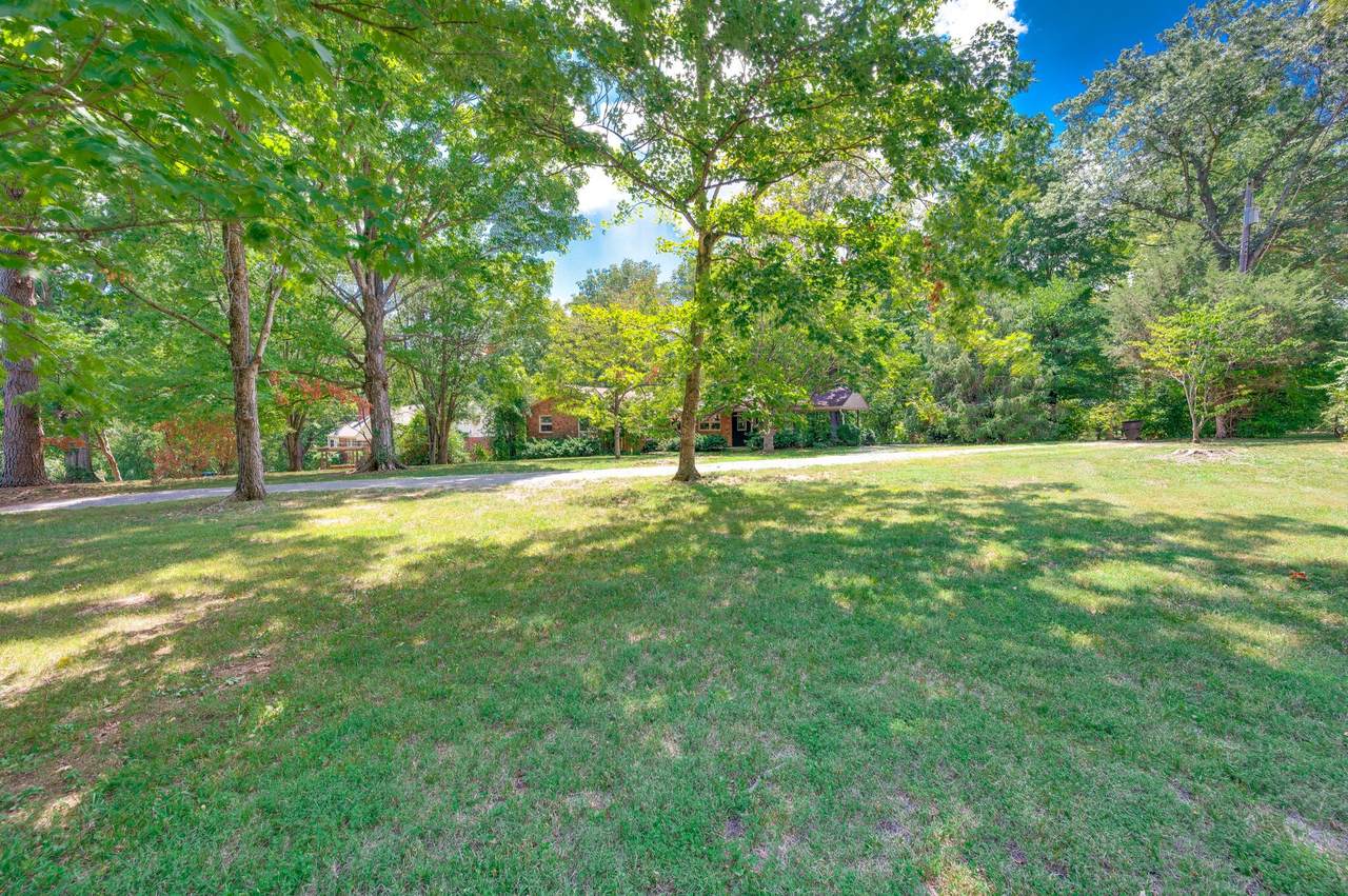 1123 Glendale Ln - Photo 1