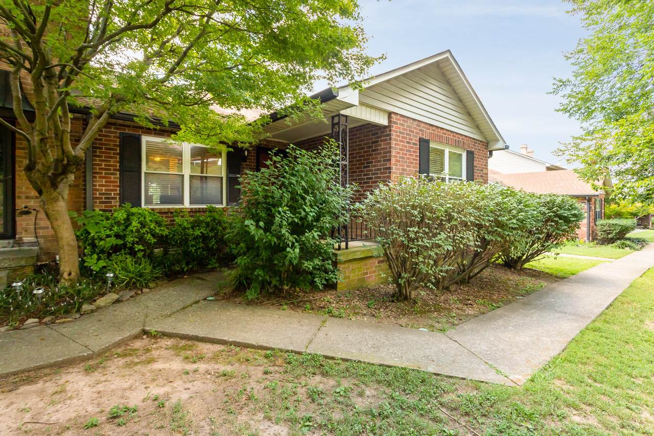 389 Huntington Ridge Dr - Photo 1