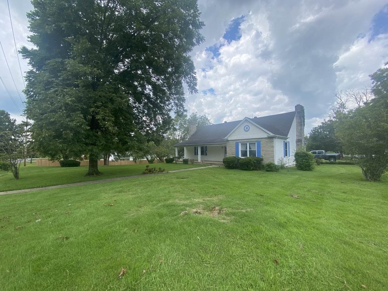 1505 Fairfield Pike - Photo 1