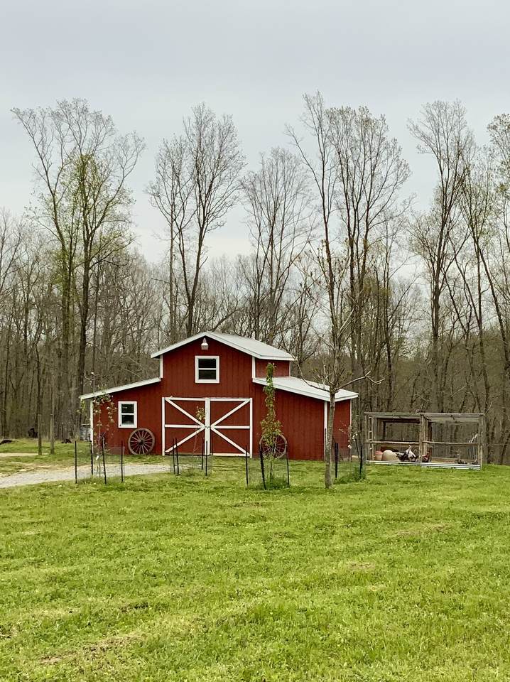 1020 Bennett Rd - Photo 1