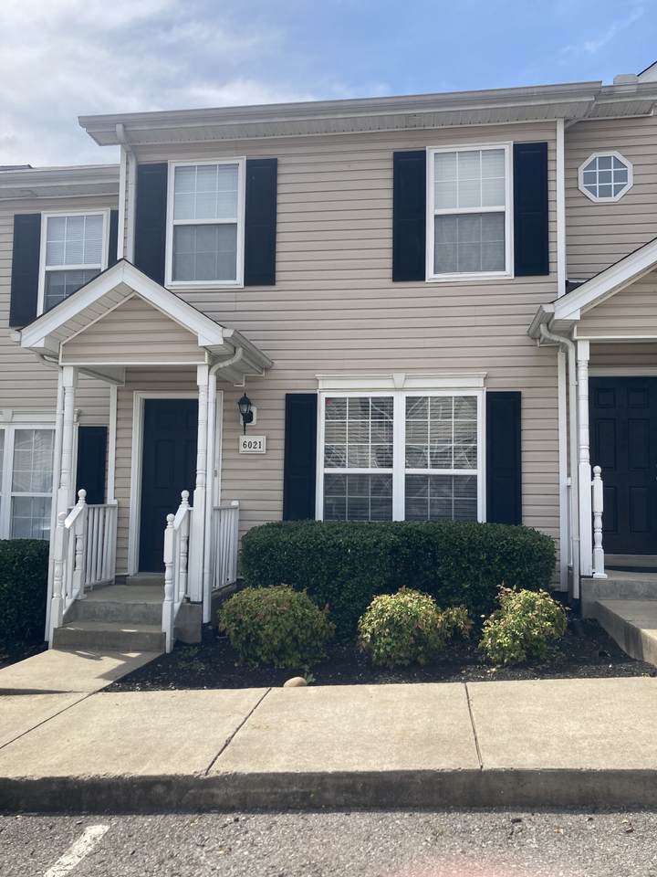 6021 Cullen Dr - Photo 1