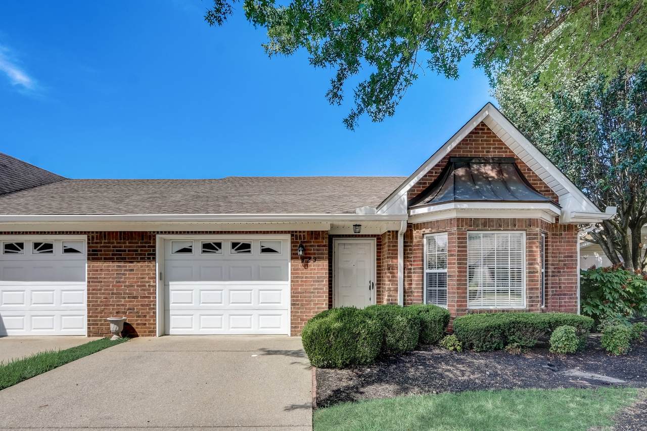 423 Forest Glen Cir - Photo 1
