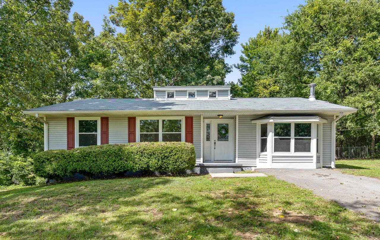 260 Donna Ln - Photo 1