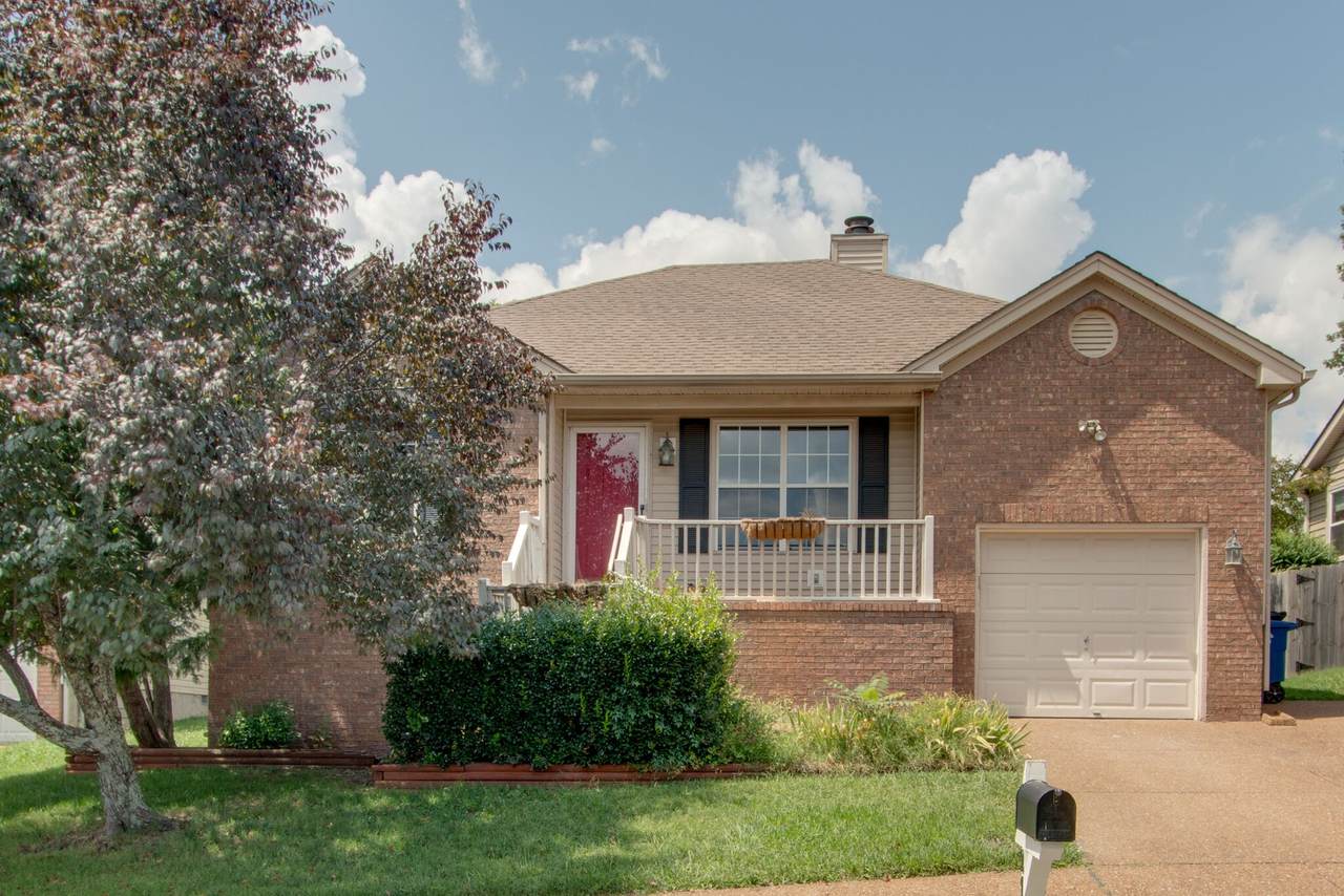 2130 Melody Dr - Photo 1