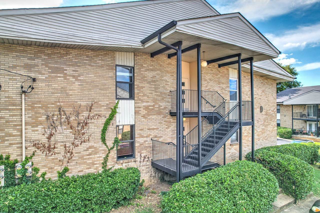 4425 Westlawn Dr - Photo 1