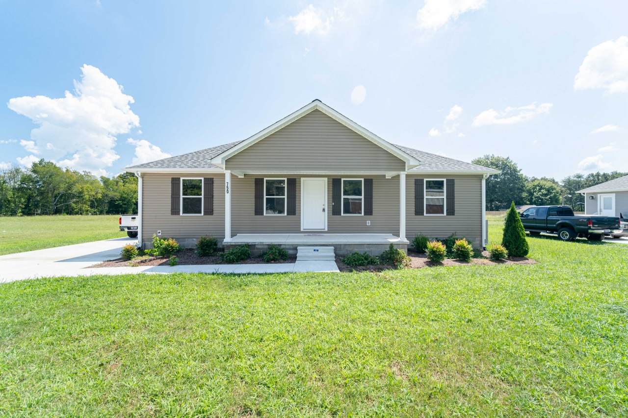 750 Windsor Ave - Photo 1