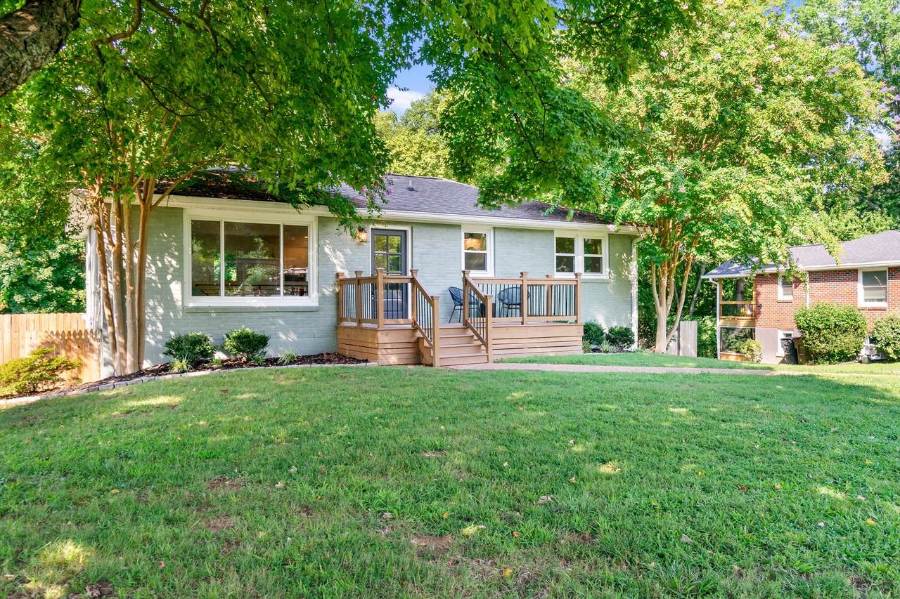 2910 Shadow Ln - Photo 1