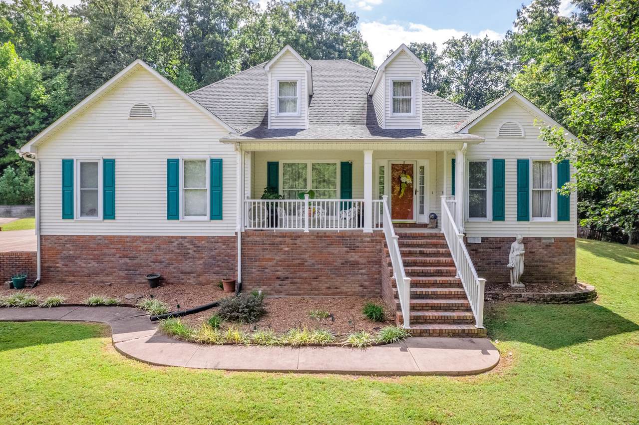 2090 Rebecca Dr - Photo 1