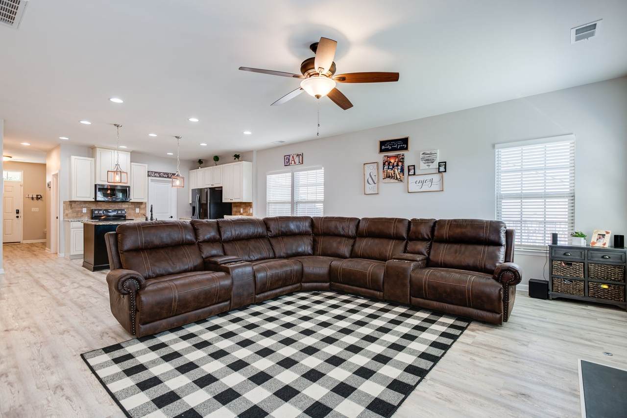 2709 Orleans Dr - Photo 1