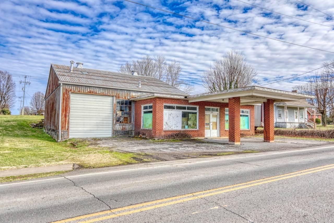 2457 Old Greenbrier Pike - Photo 1