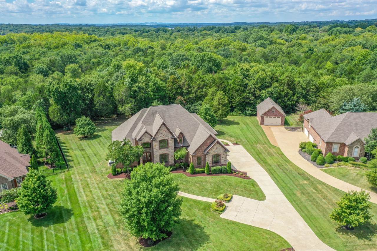 2048 Breckenridge Dr - Photo 1