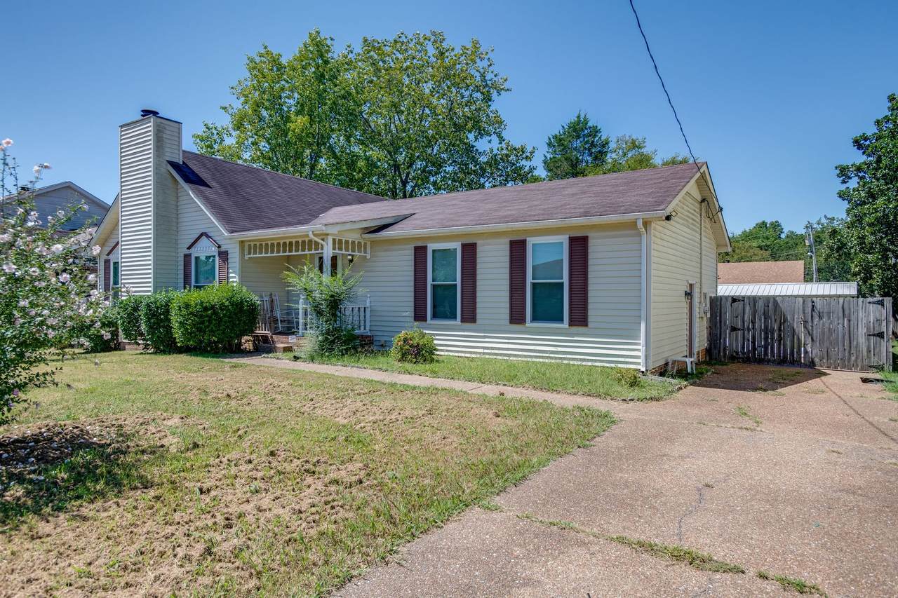 3220 Country Lawn Dr - Photo 1