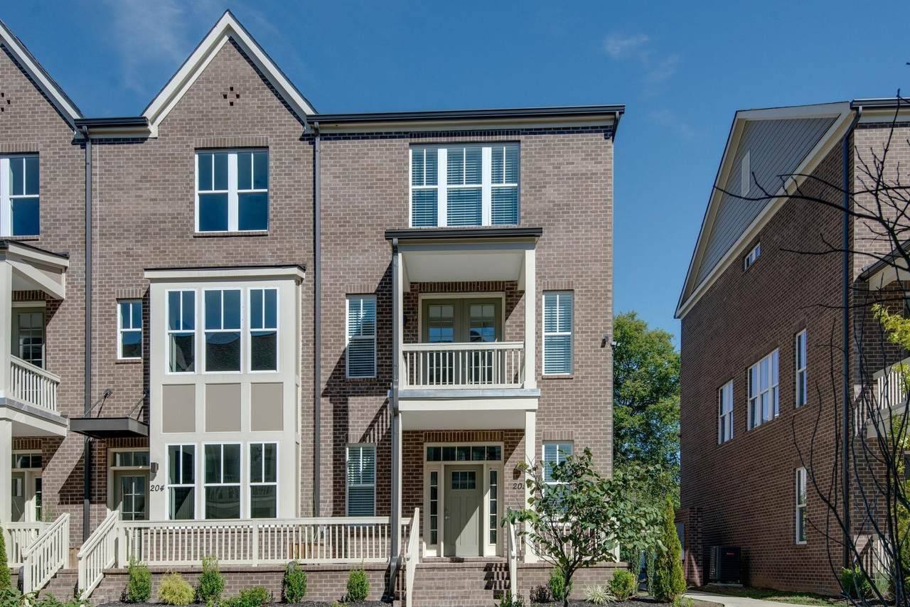 205 Porter Village Cir. - Photo 1