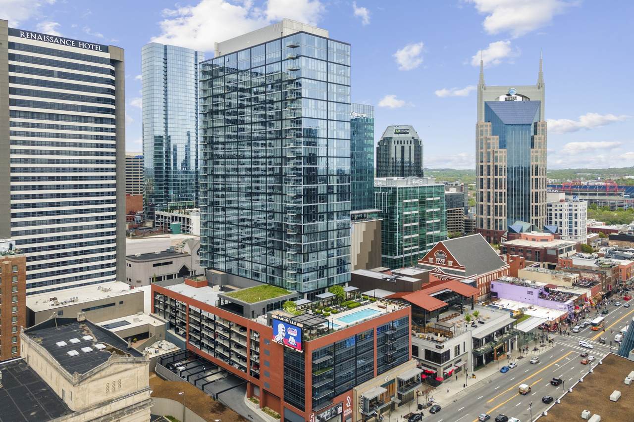 600 Broadway - Photo 1