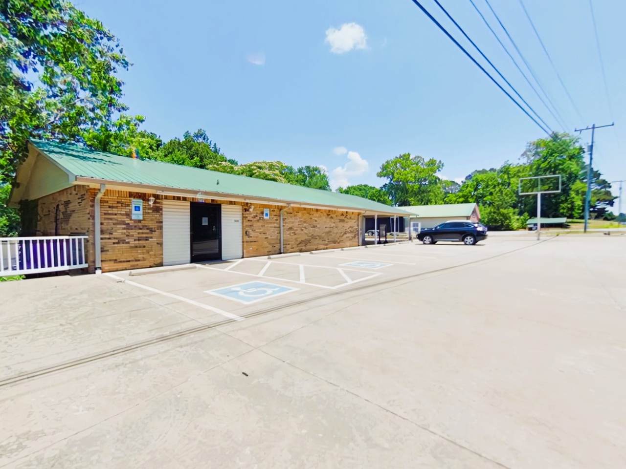 1225 Spring St - Photo 1
