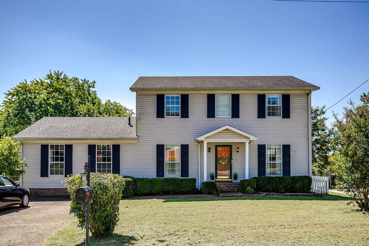 5177 Roxborough Dr - Photo 1