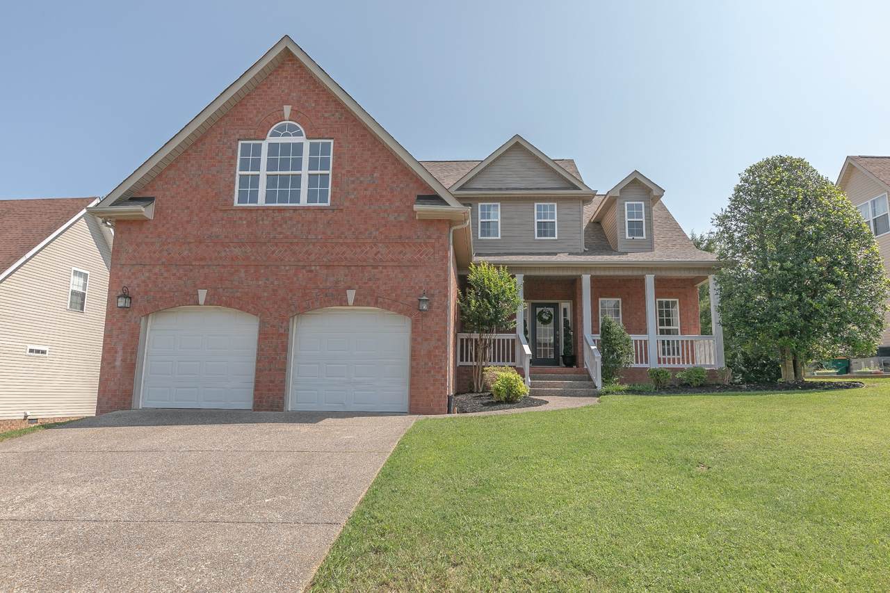2410 Adelaide Dr - Photo 1