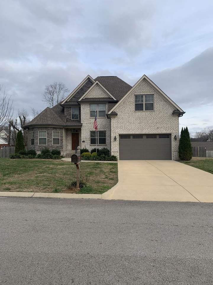 135 Timberland Dr - Photo 1