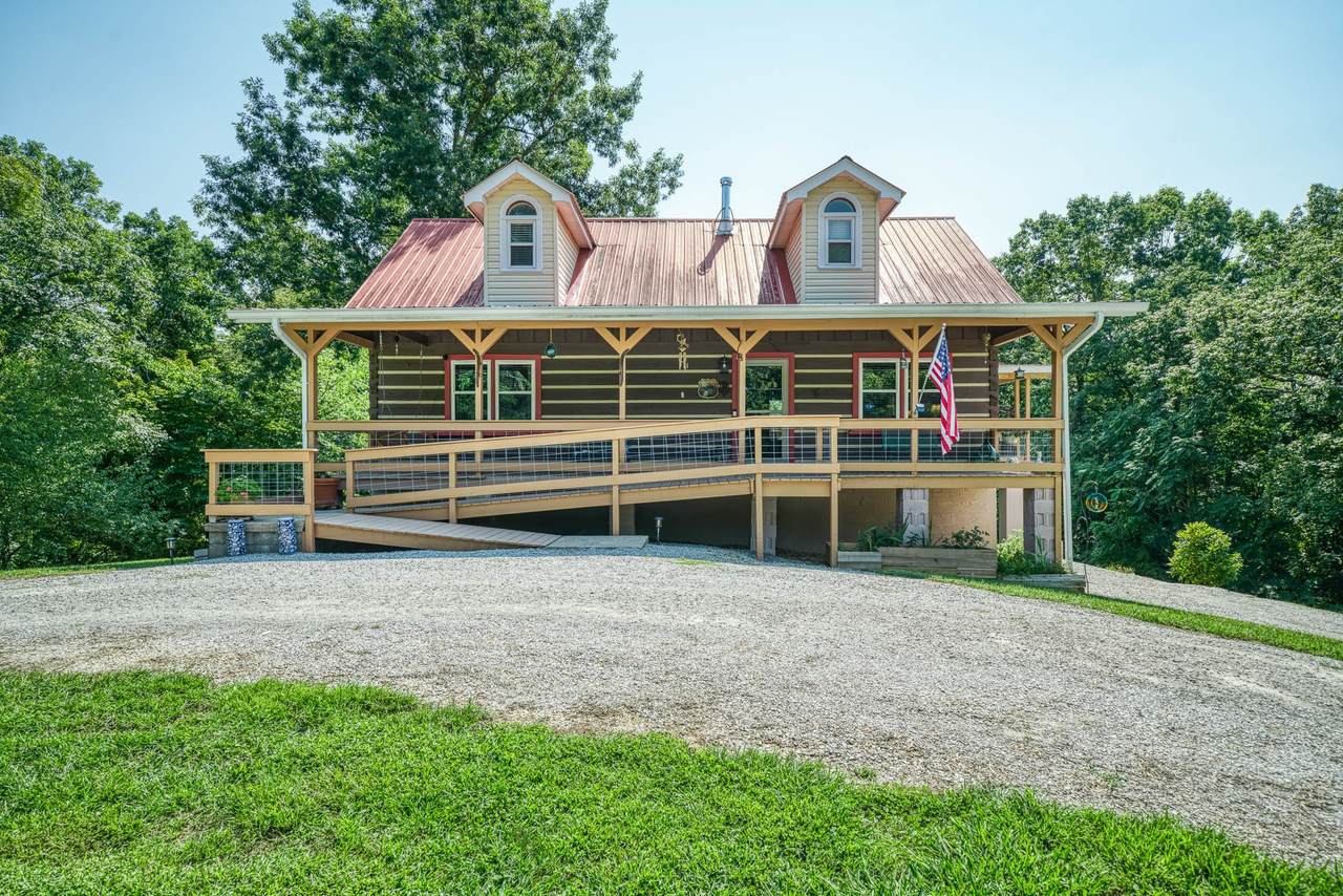 359 Greenie Meadows Est - Photo 1