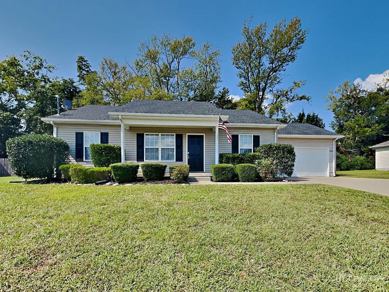 1513 Destiny Dr - Photo 1
