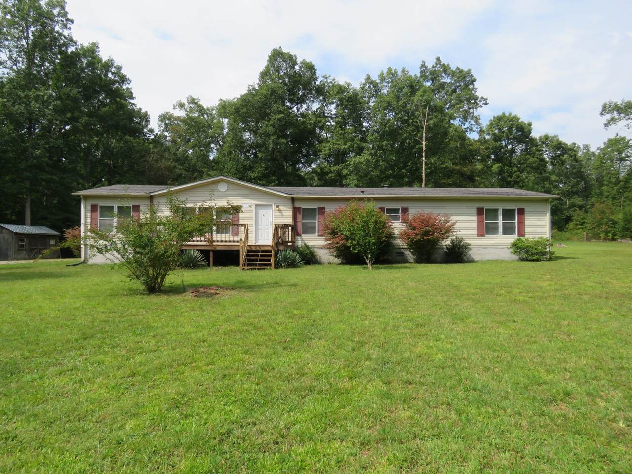 461 Jim Garrett Rd - Photo 1