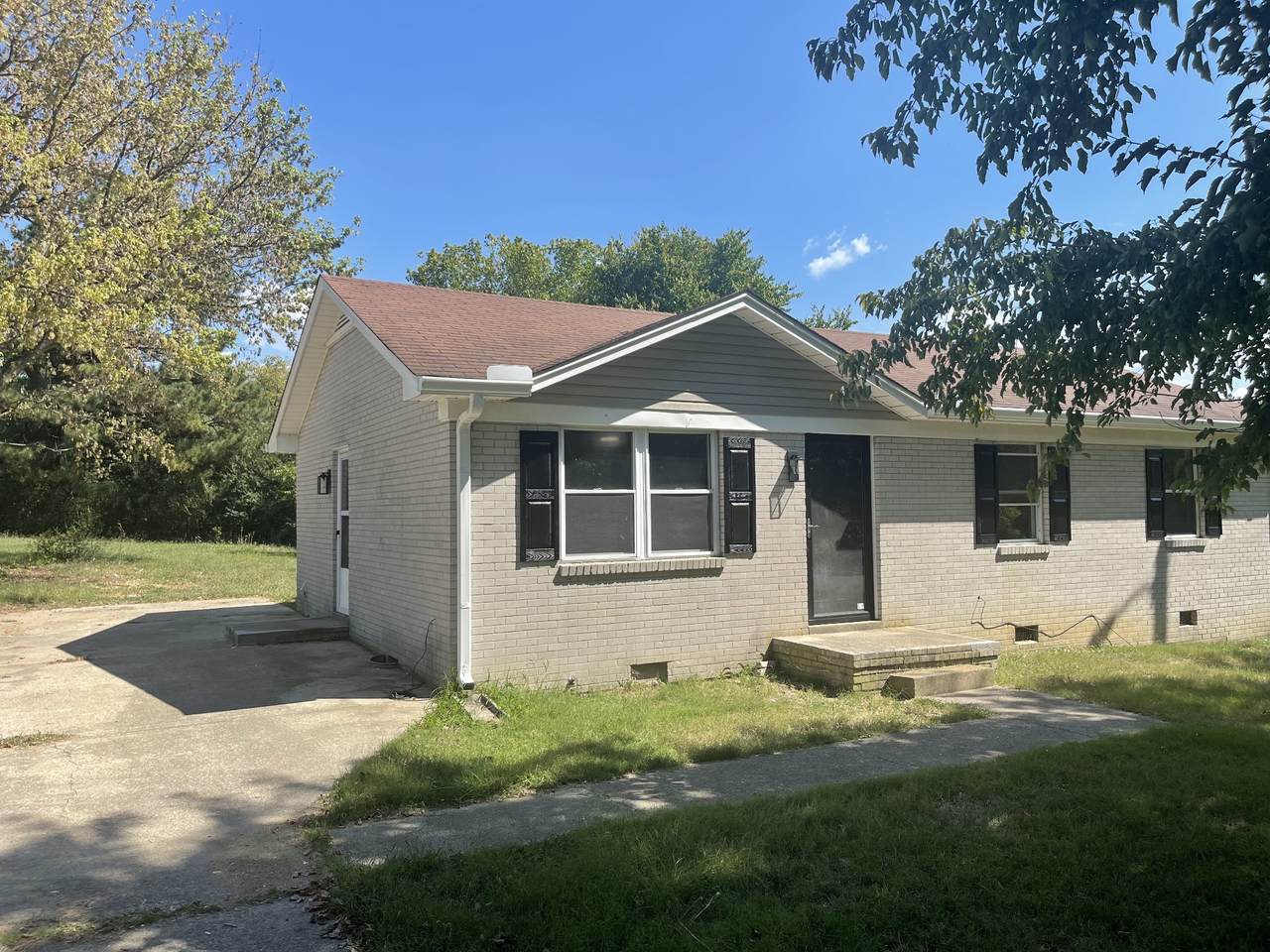 116 Edgefield Cir - Photo 1