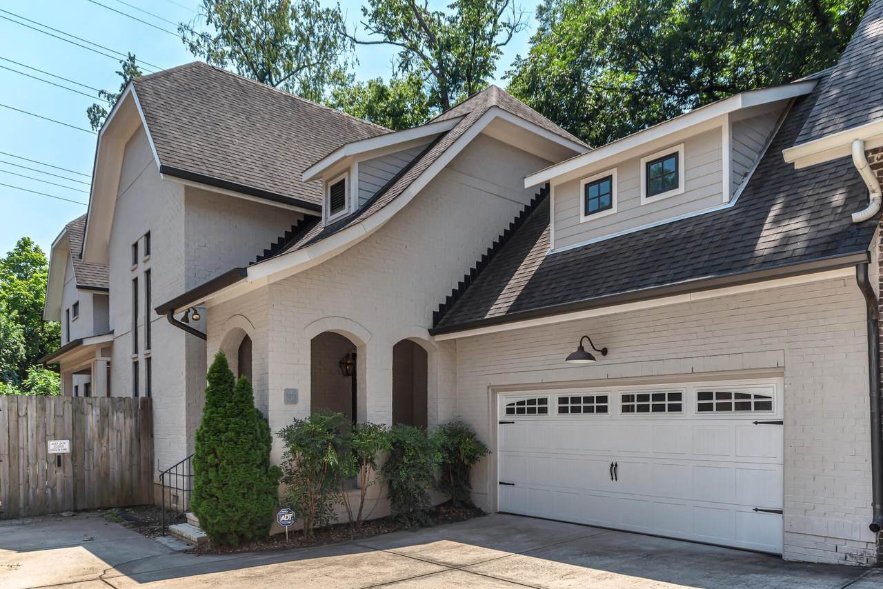 923C Gale Ln - Photo 1