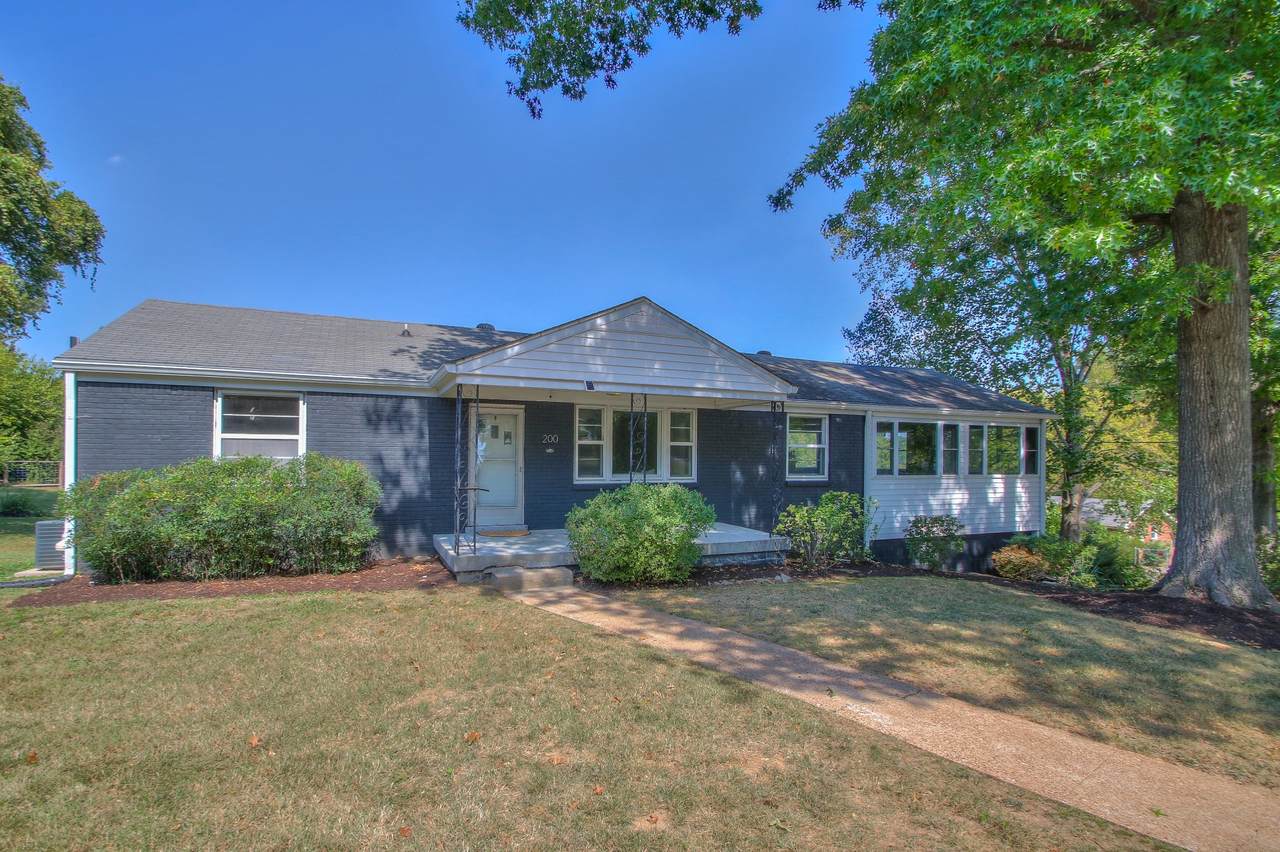 200 Wheeler Ave - Photo 1