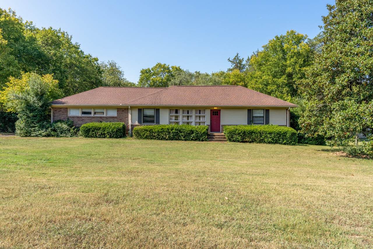 877 Bresslyn Rd - Photo 1