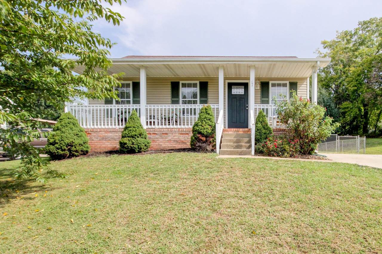925 Granny White Rd - Photo 1