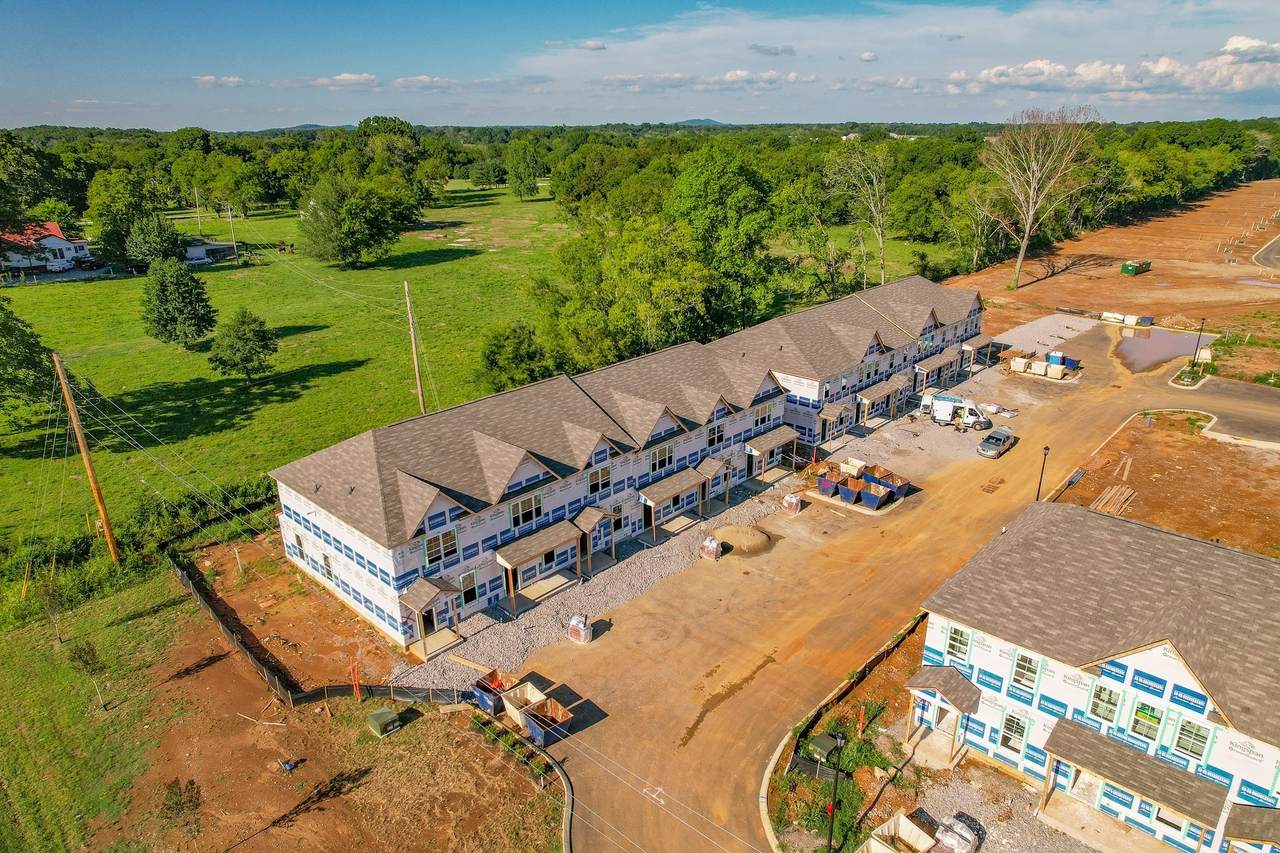 101 Grayson Circle 101 - Photo 1