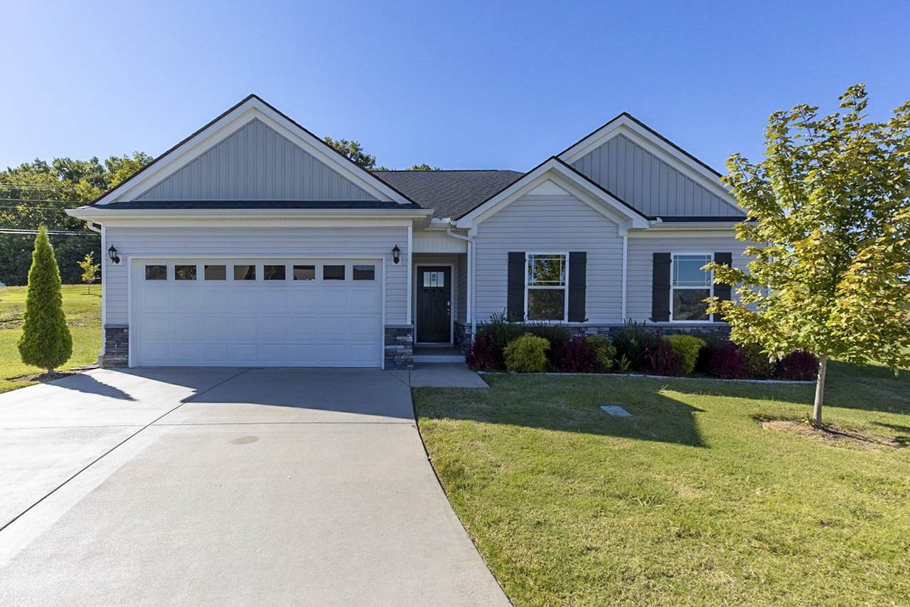 201 Karis Dr - Photo 1