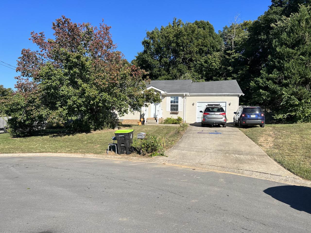976 Van Buren Ave - Photo 1