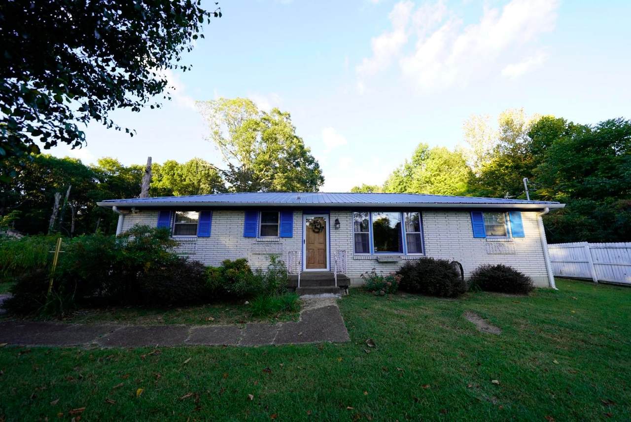 1837 Highway 41 - Photo 1