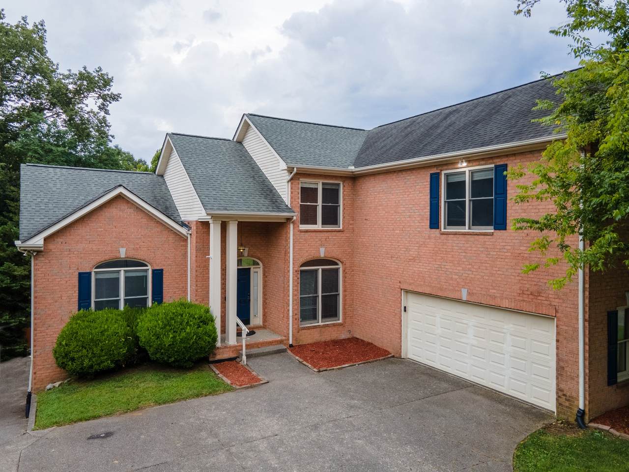 6844 Collinswood Dr - Photo 1