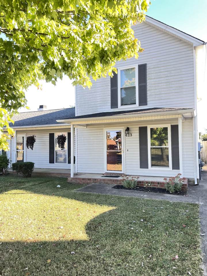 423 Westgate Blvd - Photo 1