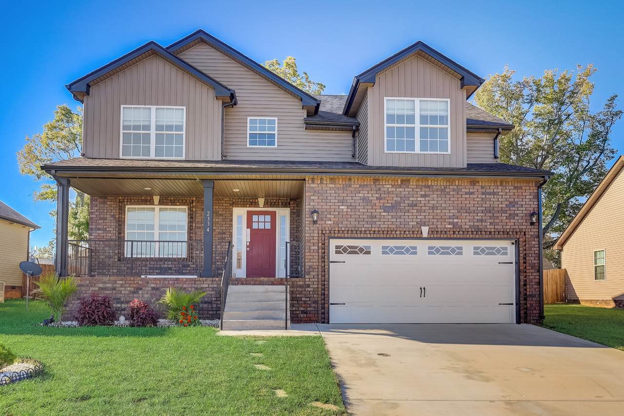 2334 Danbury Dr - Photo 1