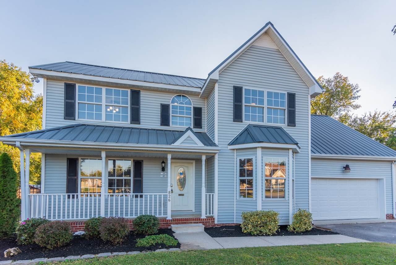 826 Southwoods Dr - Photo 1